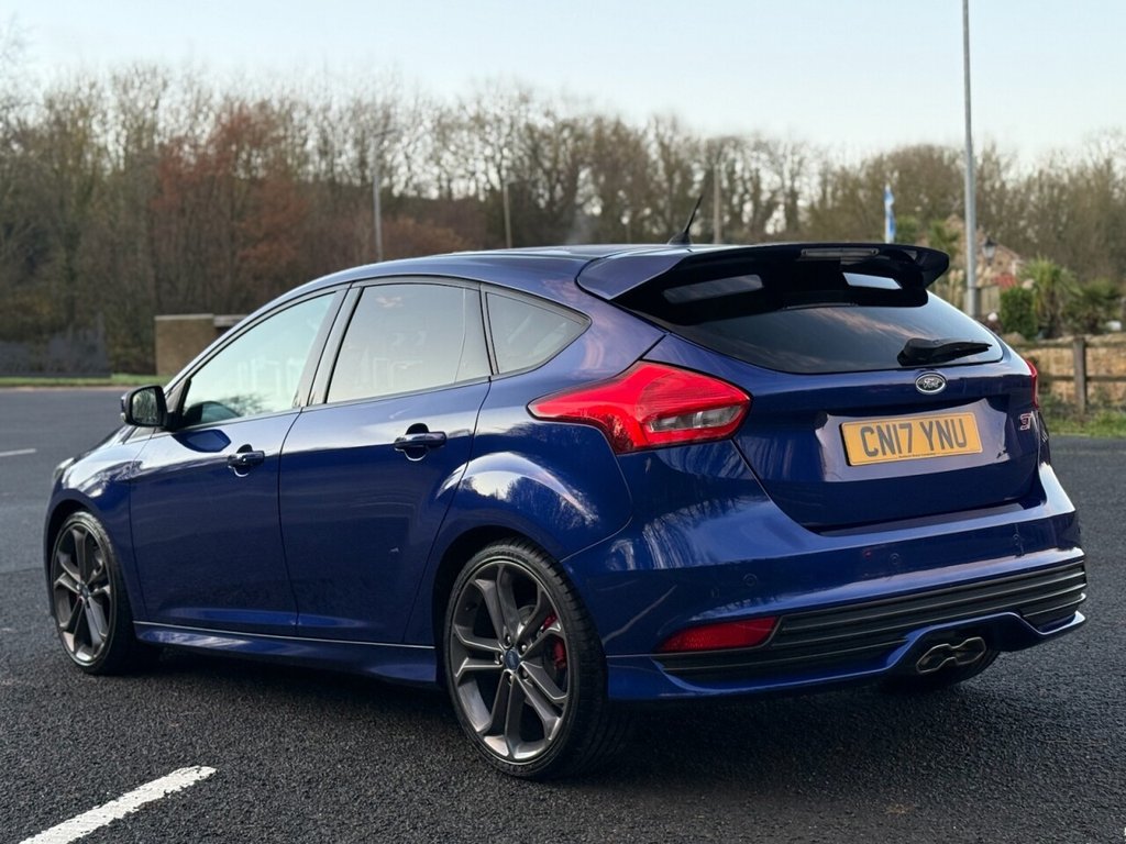 Used Ford Focus 2017 for sale - 76966307: Photo 13