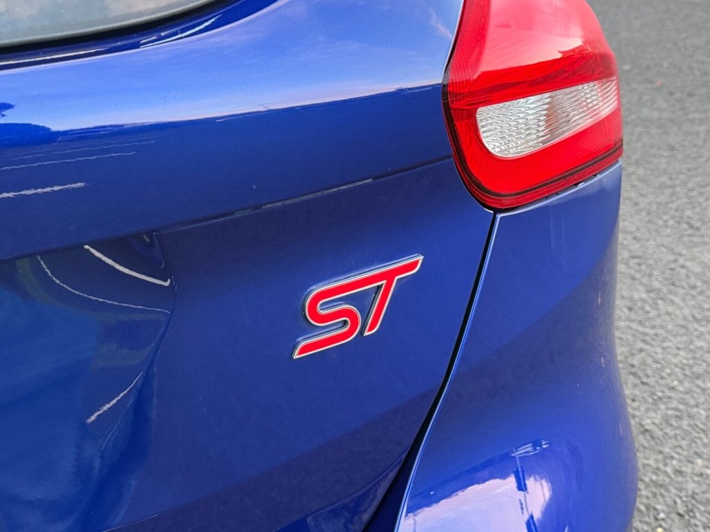 Used Ford Focus 2017 for sale - 76966307: Photo 20