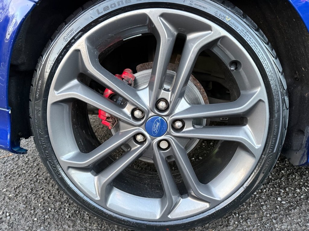 Used Ford Focus 2017 for sale - 76966307: Photo 3