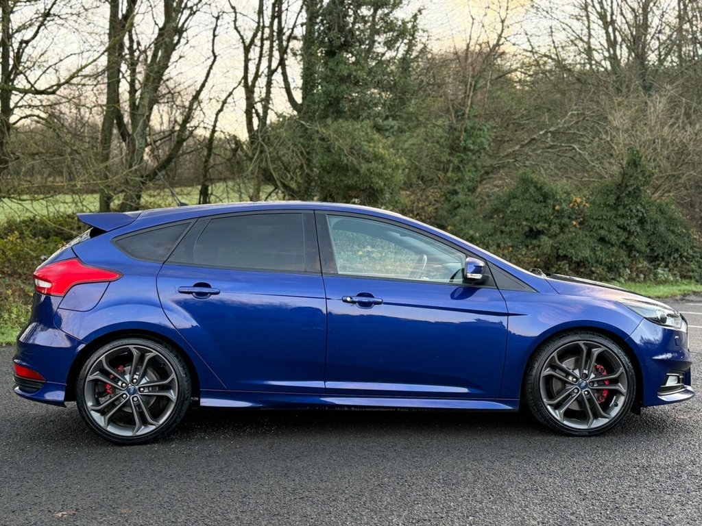 Used Ford Focus 2017 for sale - 76966307: Photo 6