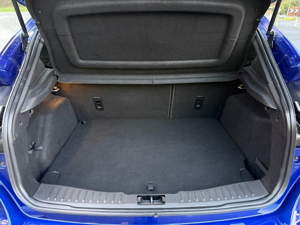 Used Ford Focus 2017 for sale - 76966307: Photo 9