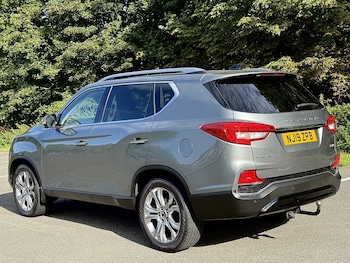 Used Ssangyong Rexton 2019 for sale - 79435959: Photo