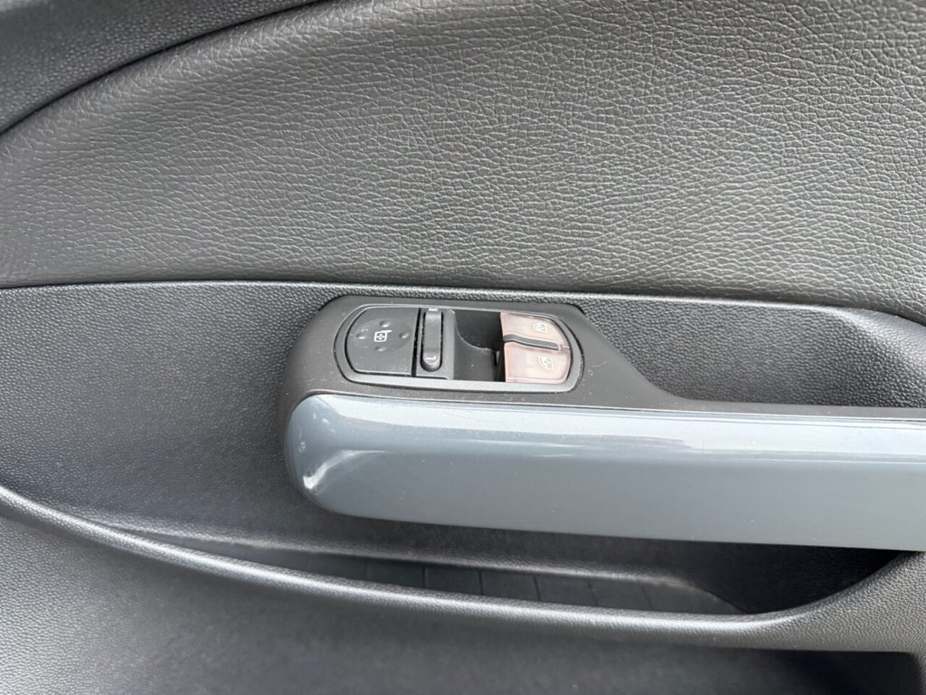 Used Vauxhall Corsa 2012 for sale - 76731232: Photo 37