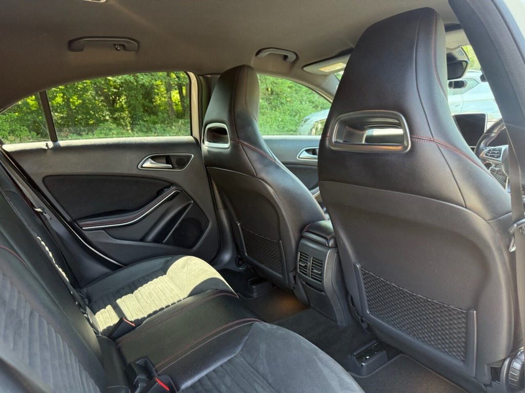 Used Mercedes-Benz A-Class 2016 for sale - 76338382: Photo 11