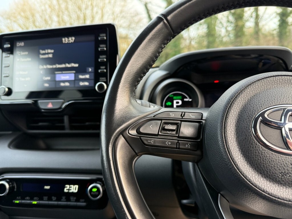 Used Toyota Yaris 2021 for sale - 77042590: Photo 27