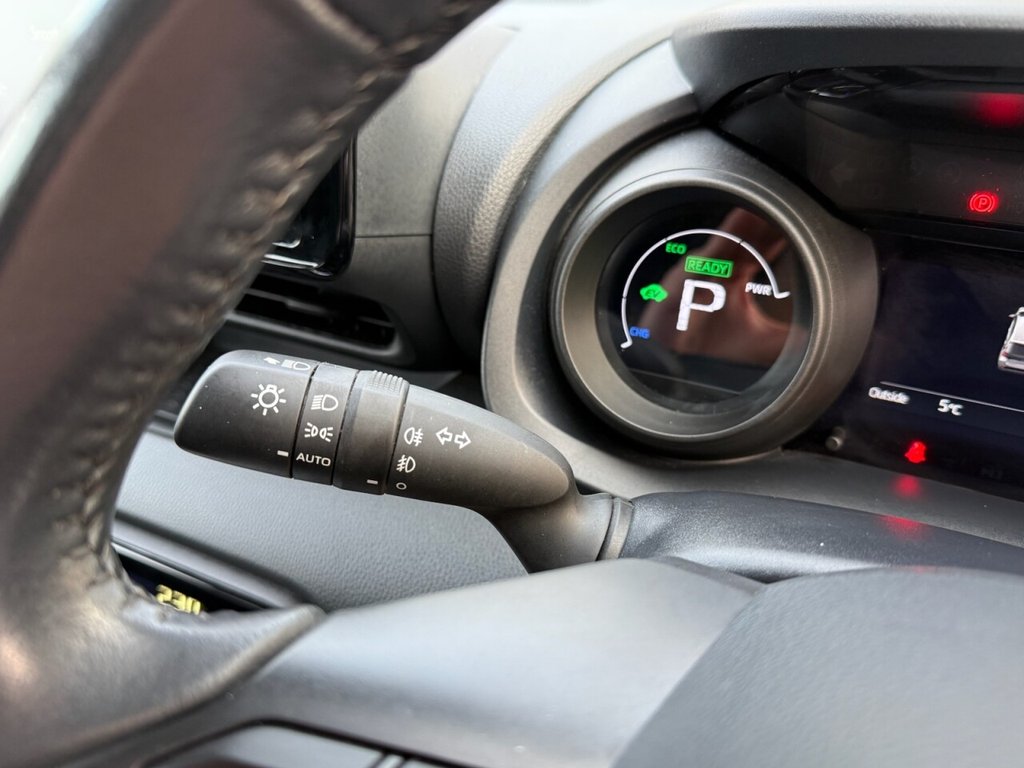 Used Toyota Yaris 2021 for sale - 77042590: Photo 31