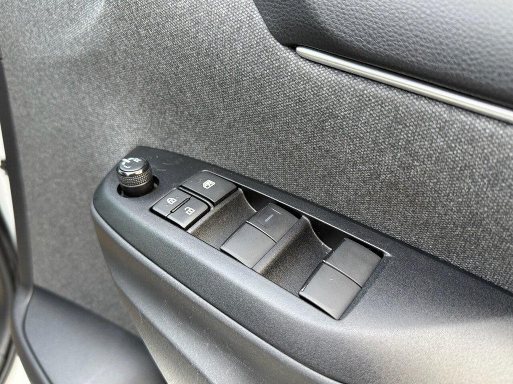 Used Toyota Yaris 2021 for sale - 77042590: Photo 38