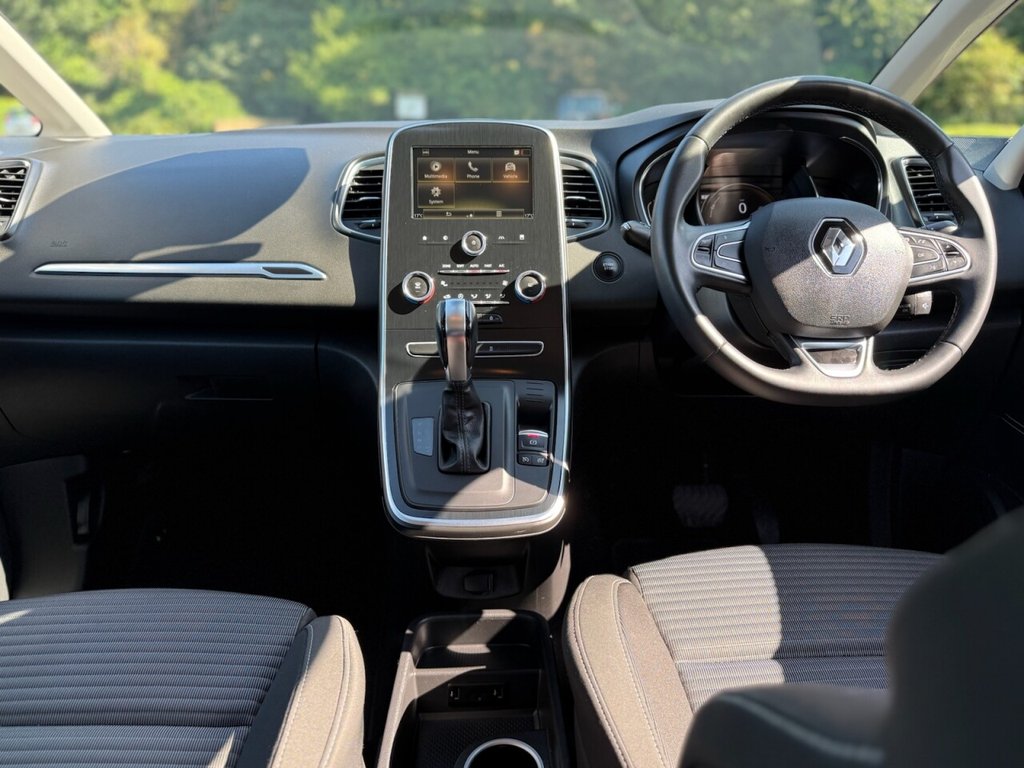 Used Renault Grand Scenic 2020 for sale - 76338380: Photo 26