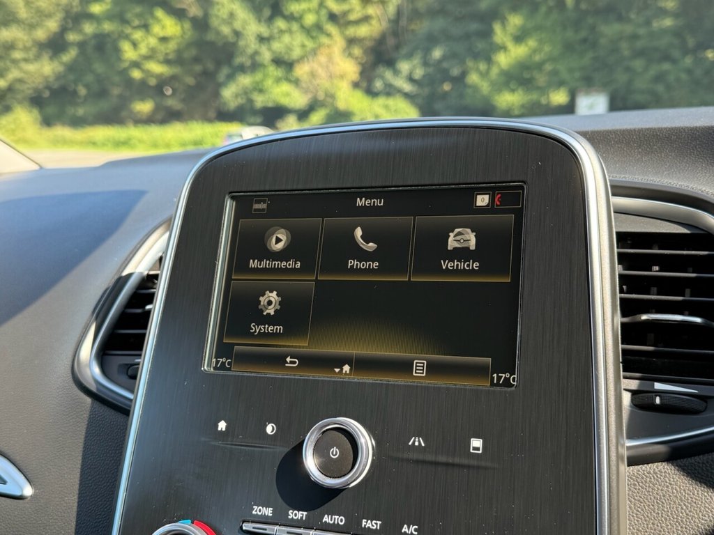 Used Renault Grand Scenic 2020 for sale - 76338380: Photo 33