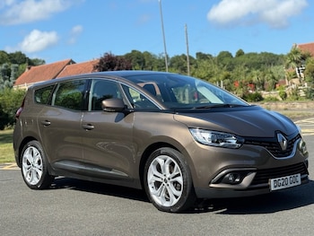 Used Renault Grand Scenic 2020 for sale - 76338380: Photo