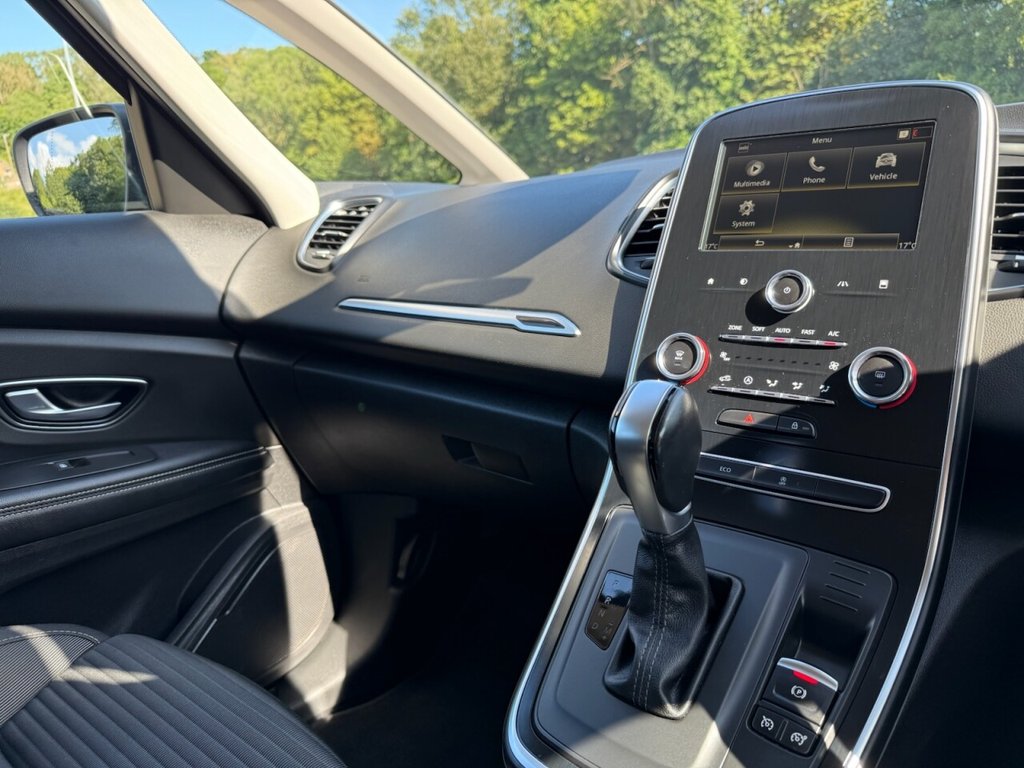 Used Renault Grand Scenic 2020 for sale - 76338380: Photo 49