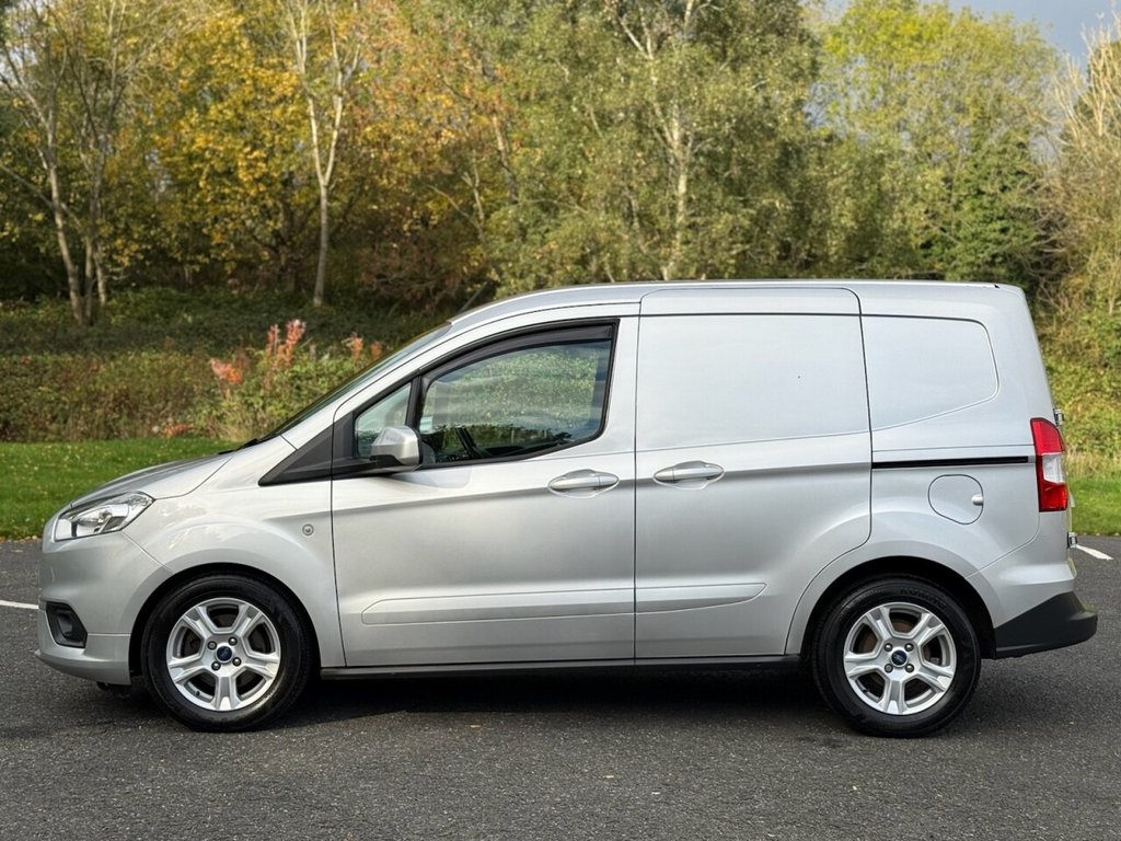 Used Ford Transit Courier 2022 for sale - 76338412: Photo 16