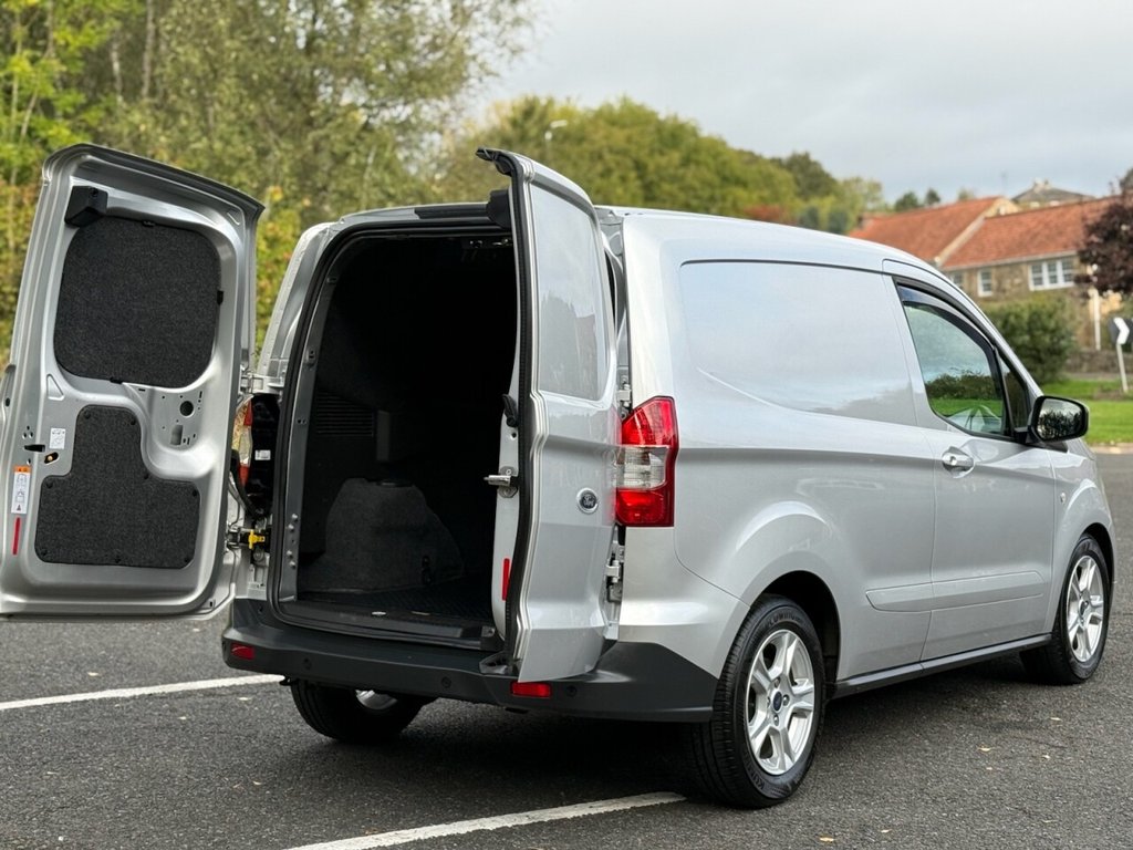 Used Ford Transit Courier 2022 for sale - 76338412: Photo 21