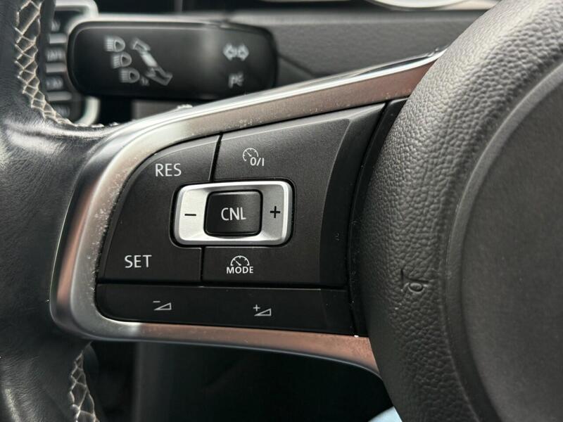 Used Volkswagen Golf 2016 for sale - 77850789: Photo 26