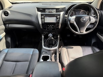 Used Nissan Navara 2017 for sale - 79423197: Photo