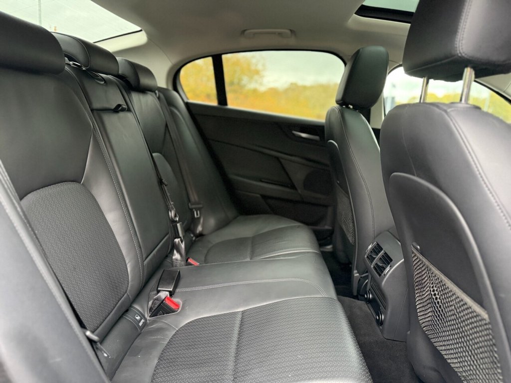 Used Jaguar XE 2017 for sale - 76417841: Photo 17