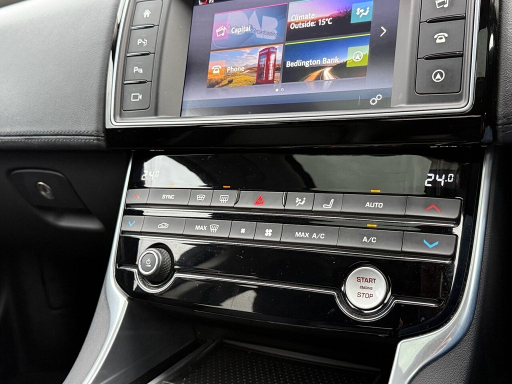 Used Jaguar XE 2017 for sale - 76417841: Photo 31