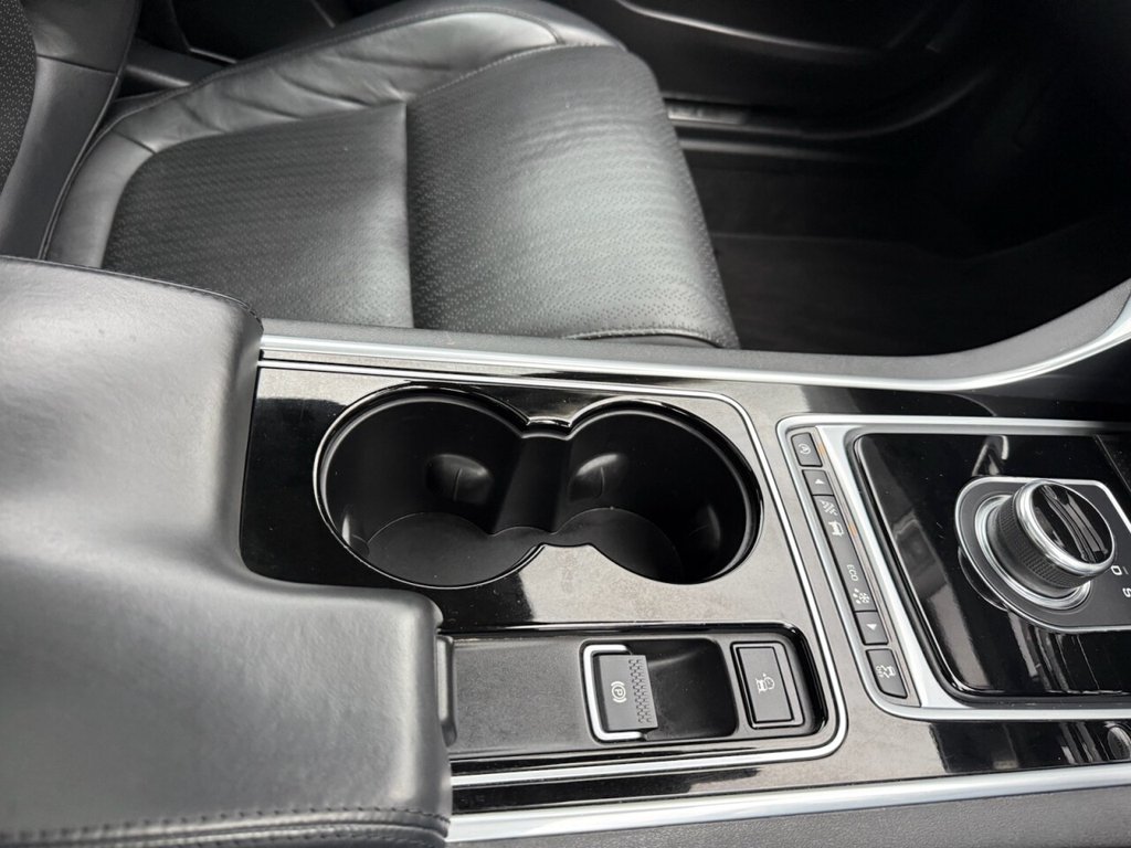 Used Jaguar XE 2017 for sale - 76417841: Photo 35