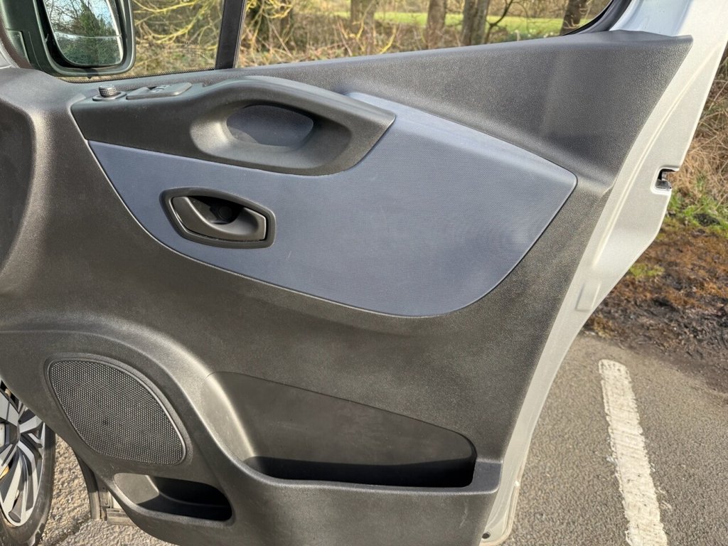 Used Vauxhall Vivaro 2018 for sale - 76338342: Photo 23