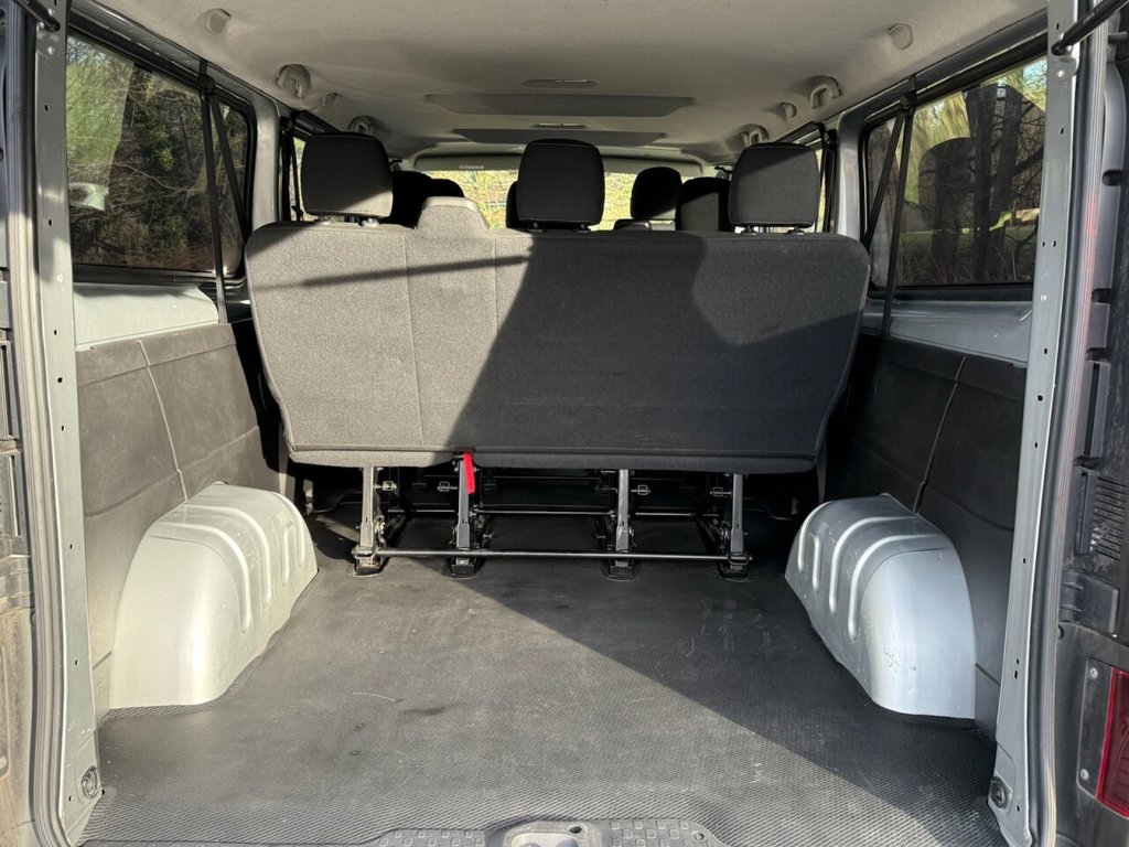 Used Vauxhall Vivaro 2018 for sale - 76338342: Photo 8