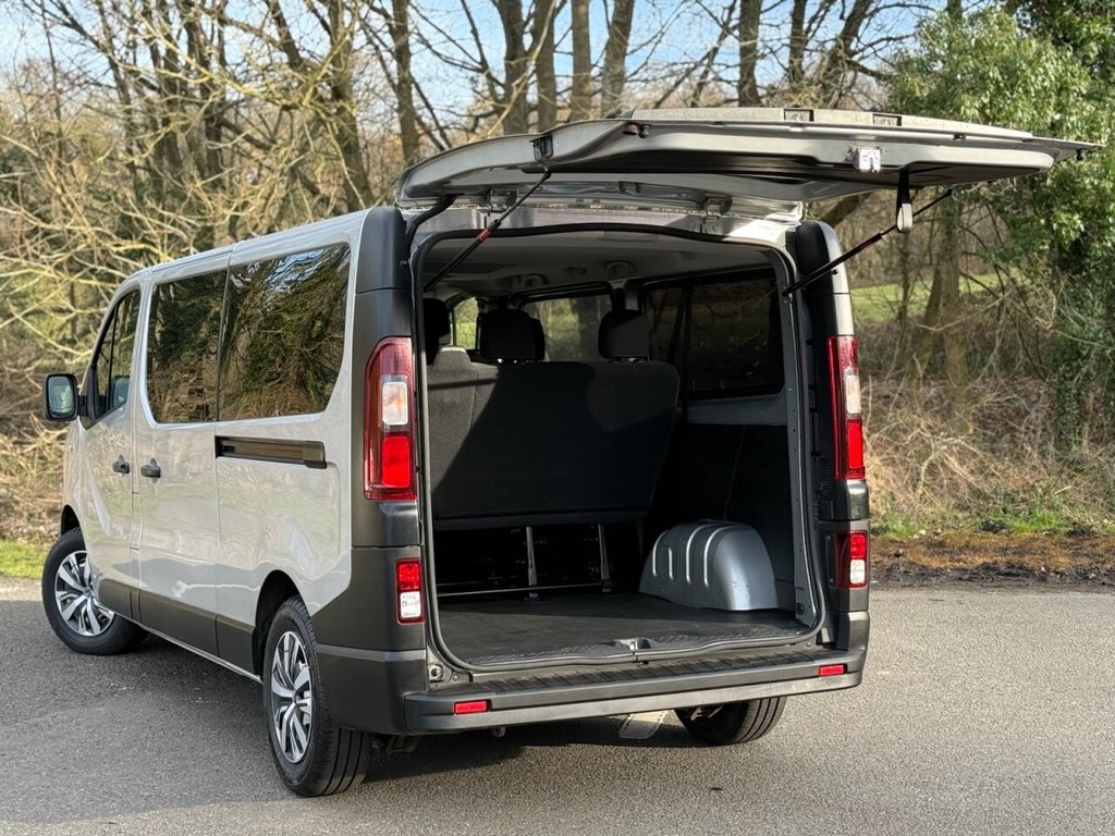 Used Vauxhall Vivaro 2018 for sale - 76338342: Photo 9