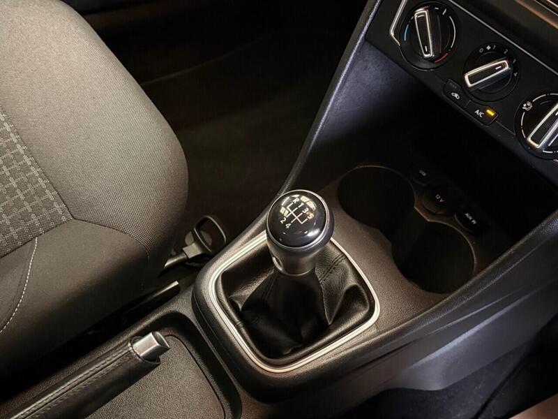 Used Volkswagen Polo 2014 for sale - 77850832: Photo 31