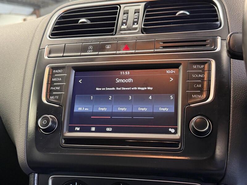 Used Volkswagen Polo 2014 for sale - 77850832: Photo 4