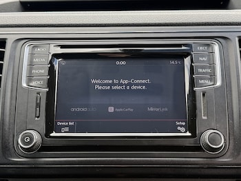 Used Volkswagen Transporter 2016 for sale - 79435845: Photo