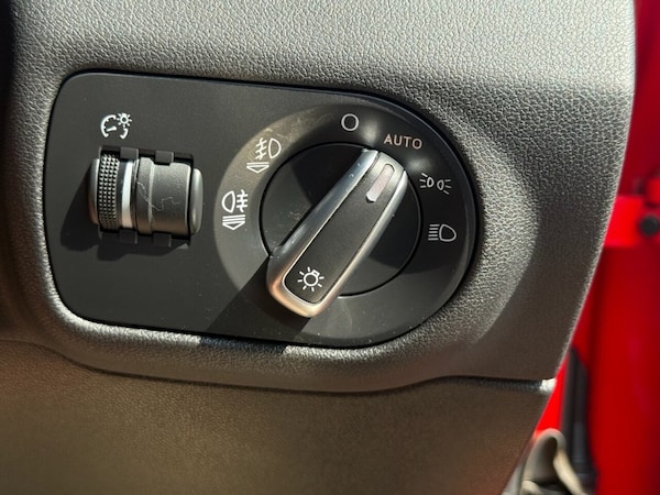 Used Audi A1 2014 for sale - 76338359: Photo 30