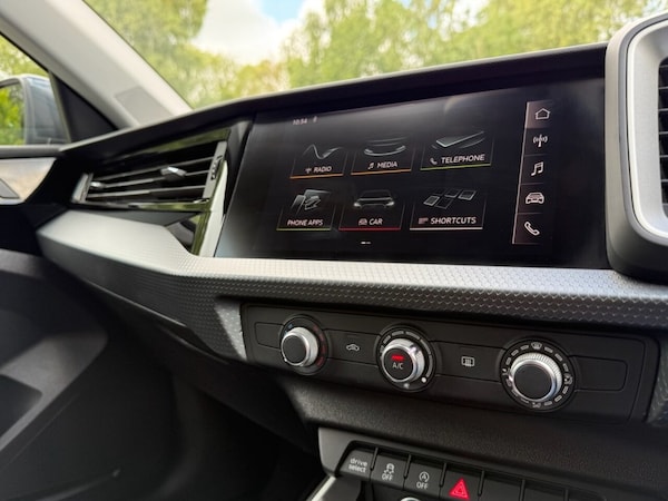 Used Audi A1 2018 for sale - 76338361: Photo 43