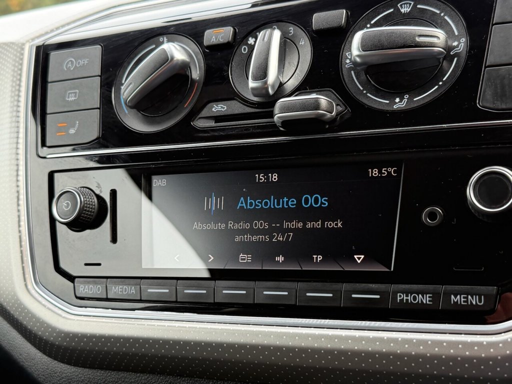 Used Volkswagen up! 2018 for sale - 76338387: Photo 25