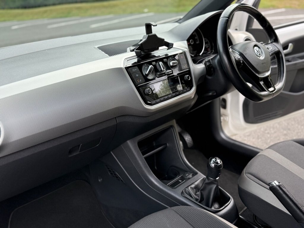 Used Volkswagen up! 2018 for sale - 76338387: Photo 33