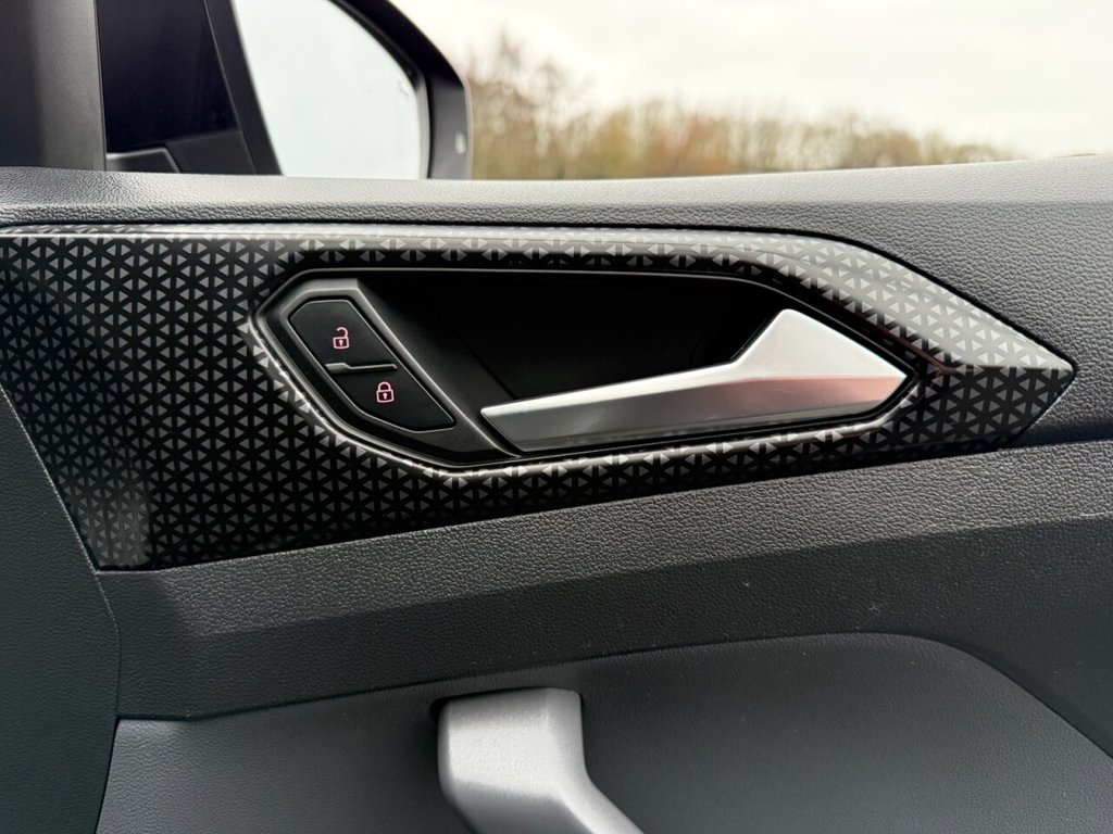 Used Volkswagen T-Cross 2019 for sale - 76900880: Photo 31