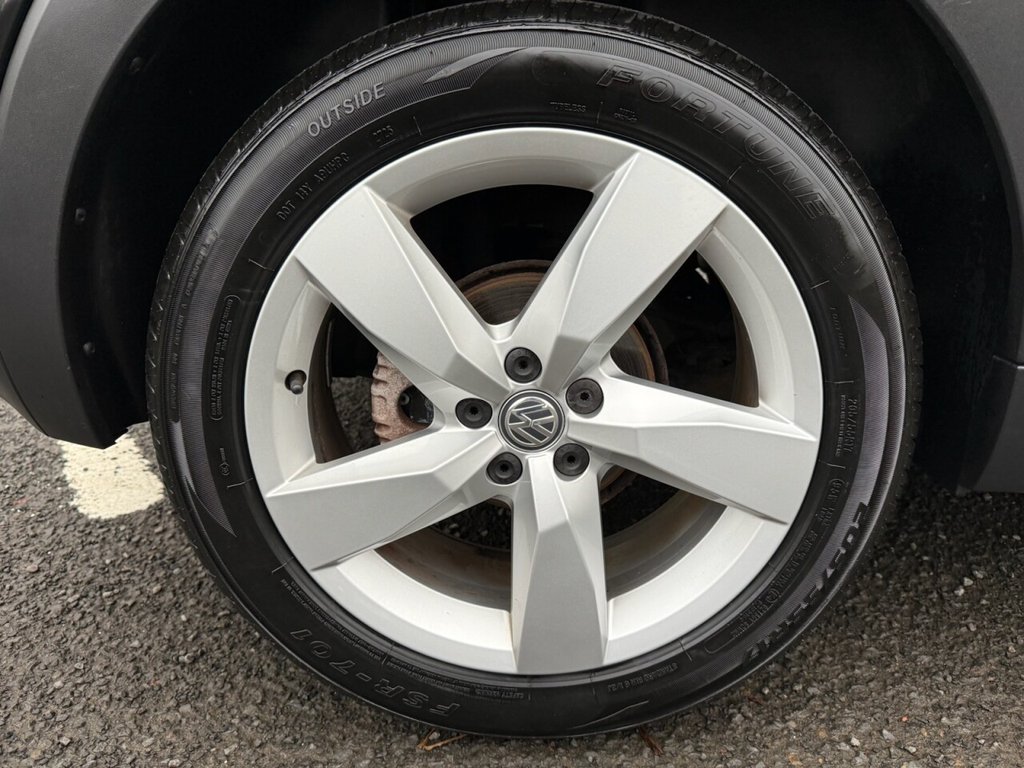 Used Volkswagen T-Cross 2019 for sale - 76900880: Photo 7