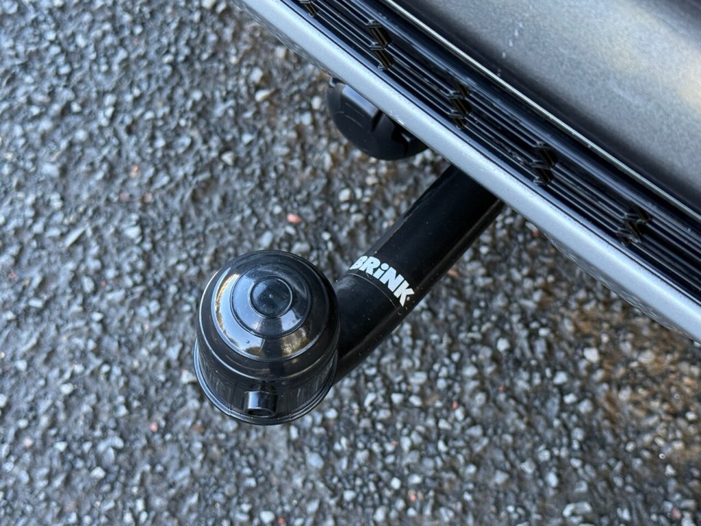 Used Ford Kuga 2015 for sale - 76345958: Photo 19