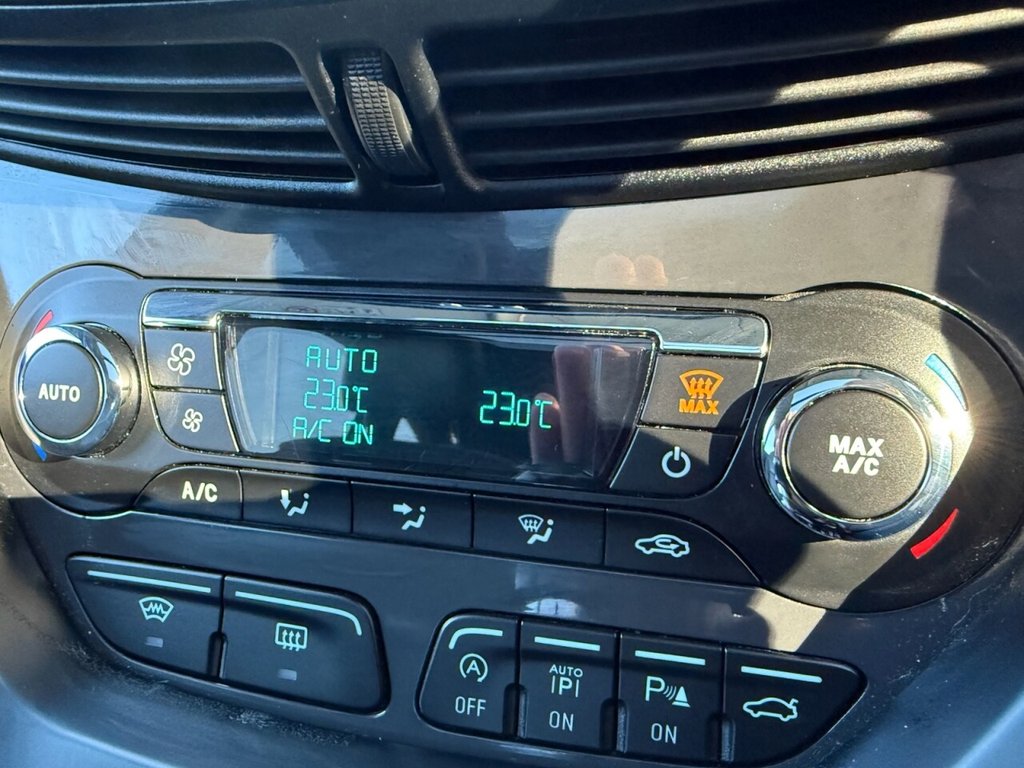 Used Ford Kuga 2015 for sale - 76345958: Photo 31