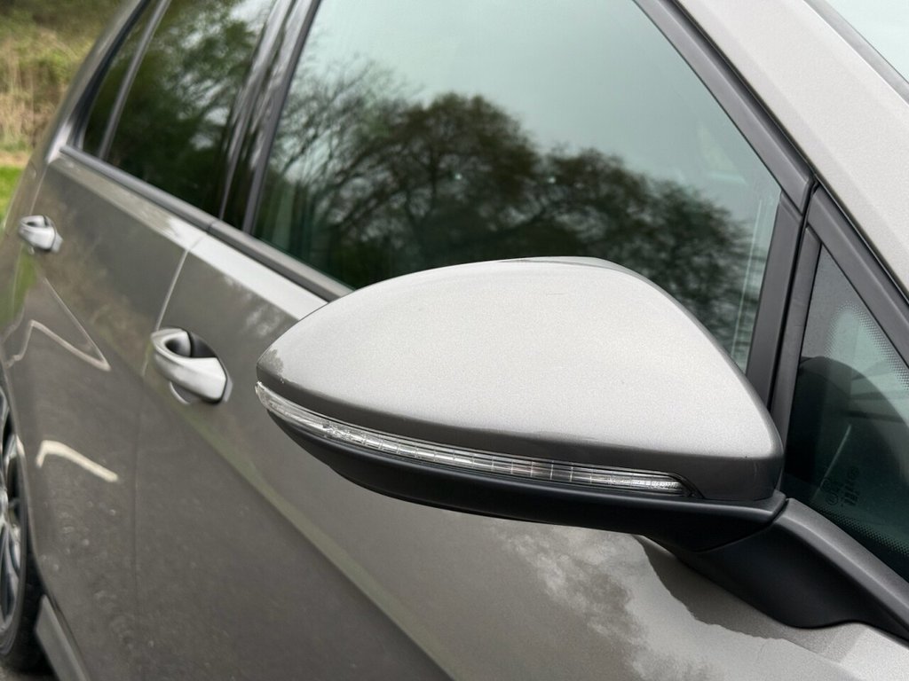 Used Volkswagen Golf 2016 for sale - 77372804: Photo 34