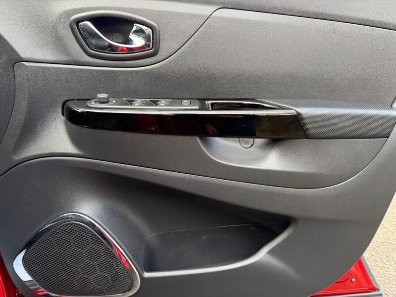 Used Renault Captur 2016 for sale - 77850835: Photo 42