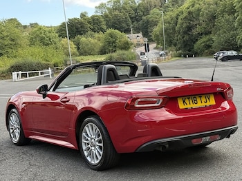 Used Fiat 124 Spider 2018 for sale - 79409855: Photo