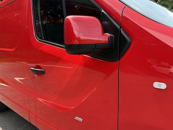 Used Vauxhall Vivaro 2015 for sale - 79435857: Photo