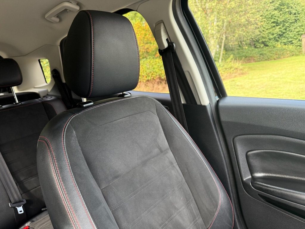 Used Ford Ecosport 2018 for sale - 76338388: Photo 40