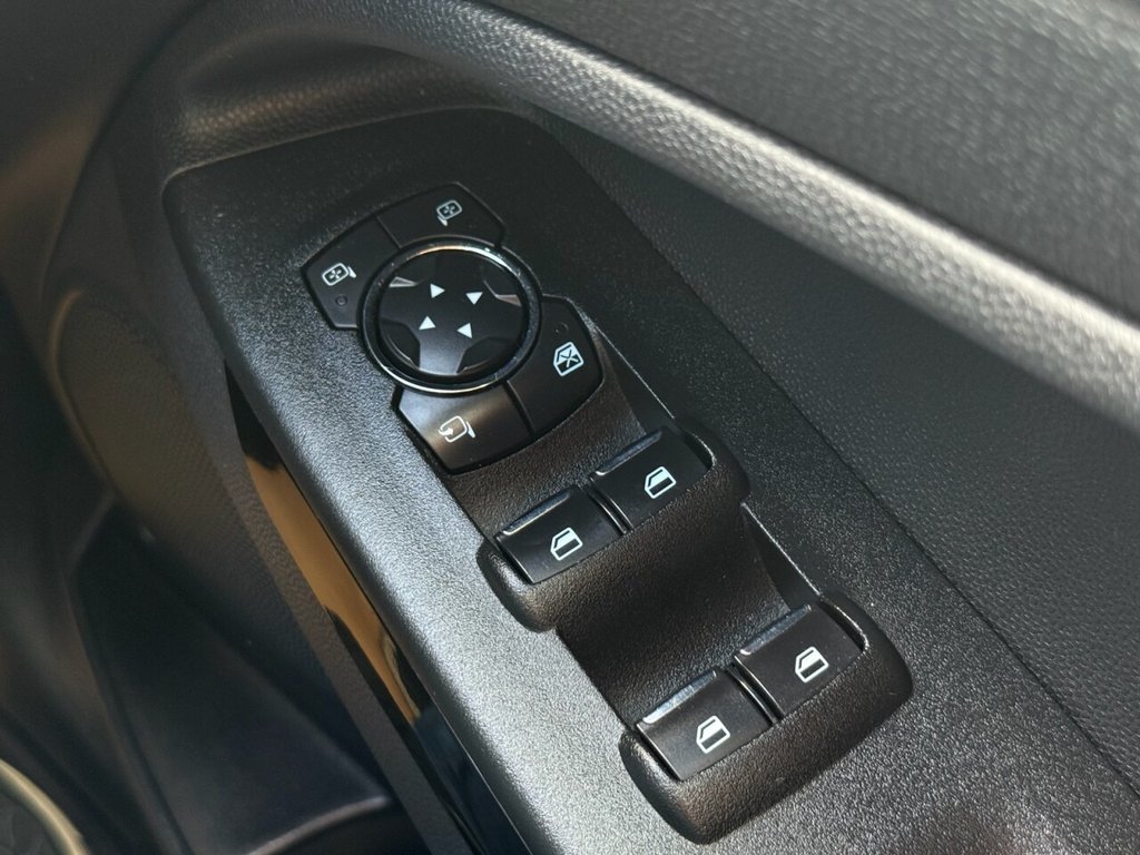 Used Ford Ecosport 2018 for sale - 76338388: Photo 41