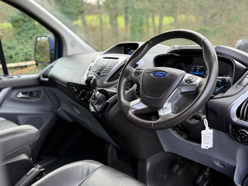 Used Ford Tourneo Custom 2018 for sale - 77850851: Photo 10
