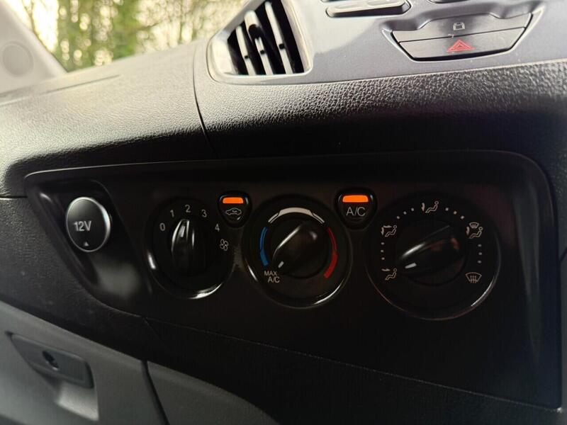 Used Ford Tourneo Custom 2018 for sale - 77850851: Photo 32