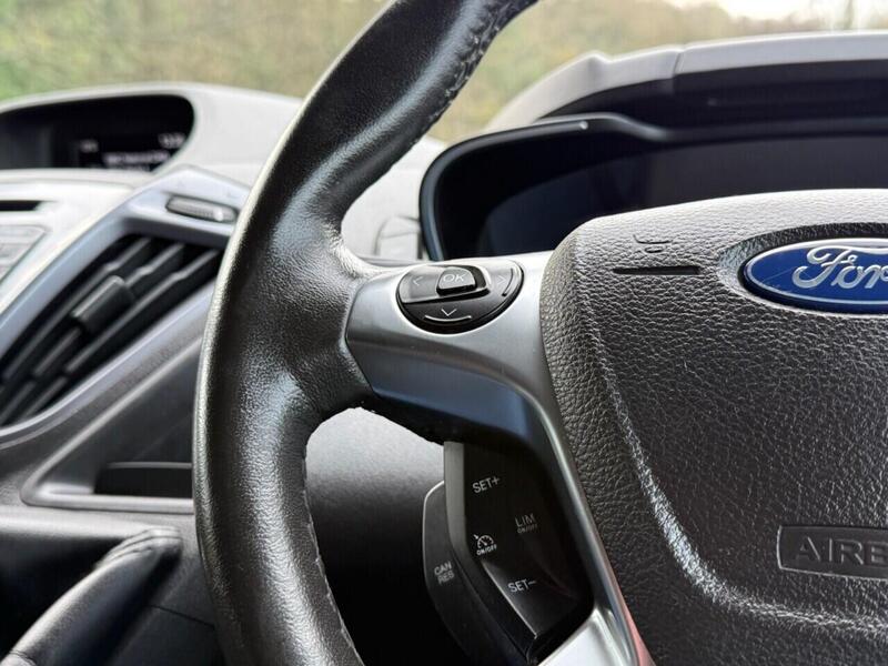 Used Ford Tourneo Custom 2018 for sale - 77850851: Photo 33