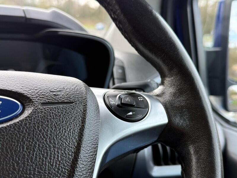 Used Ford Tourneo Custom 2018 for sale - 77850851: Photo 35