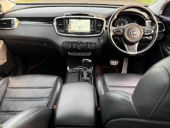 Used Kia Sorento 2016 for sale - 77850794: Photo
