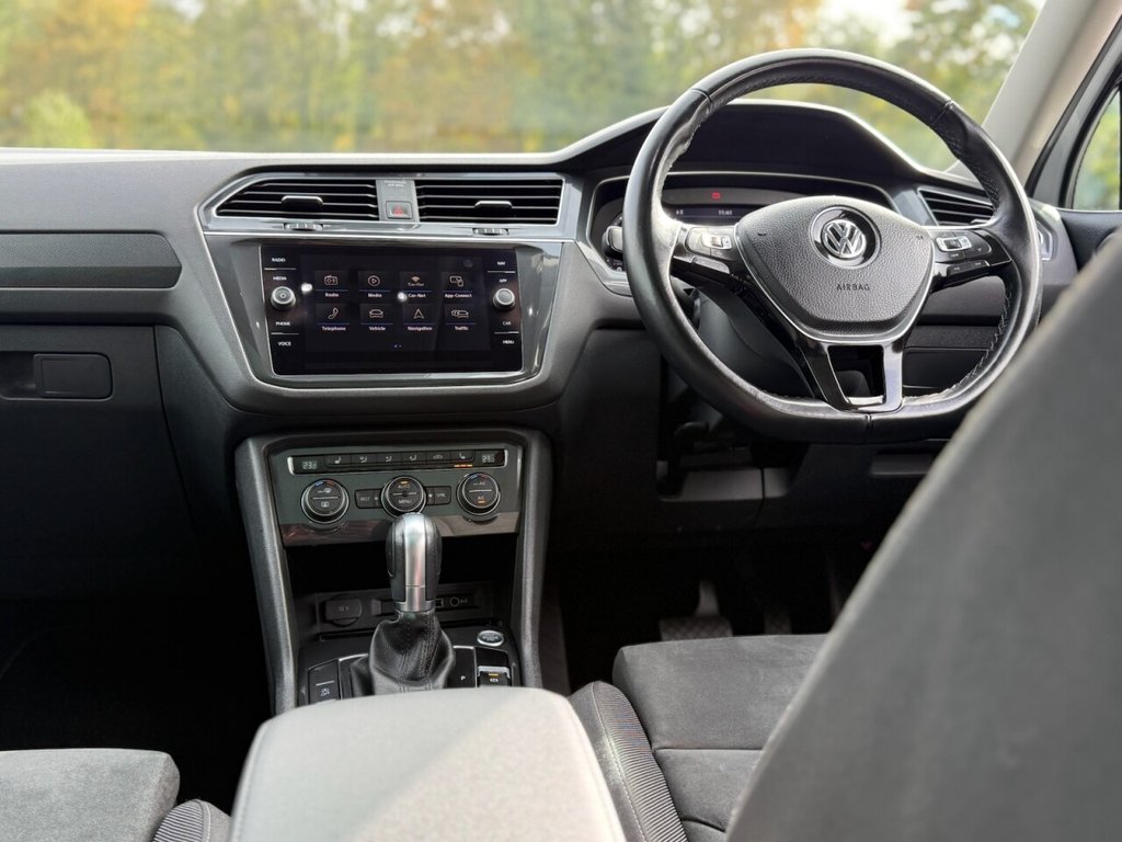 Used Volkswagen Tiguan Allspace 2019 for sale - 76338383: Photo 2