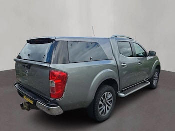 Used Nissan Navara 2017 for sale - 78681234: Photo