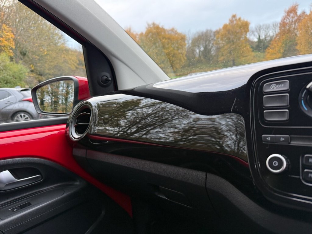 Used Volkswagen up! 2012 for sale - 76338406: Photo 33